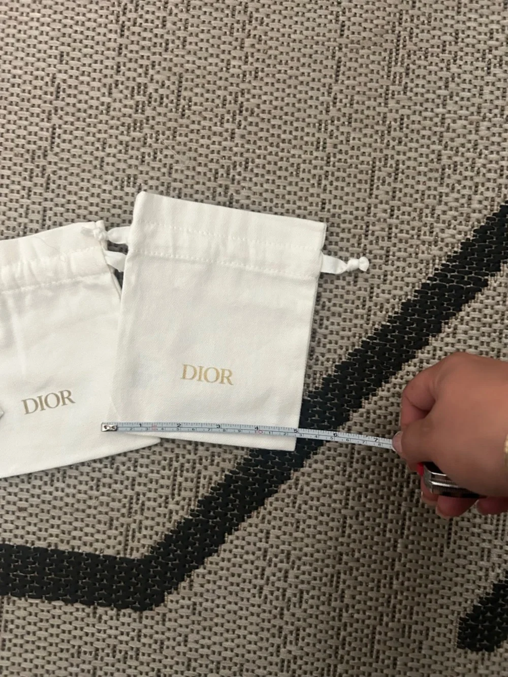 Dior New Gold & White Drawstring Pouches (Set of 3) - Picture 2 of 3